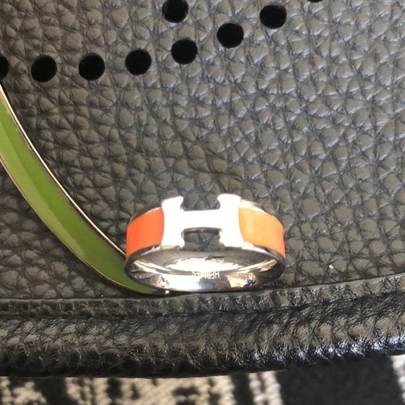 H ring - Picture 3 of 4